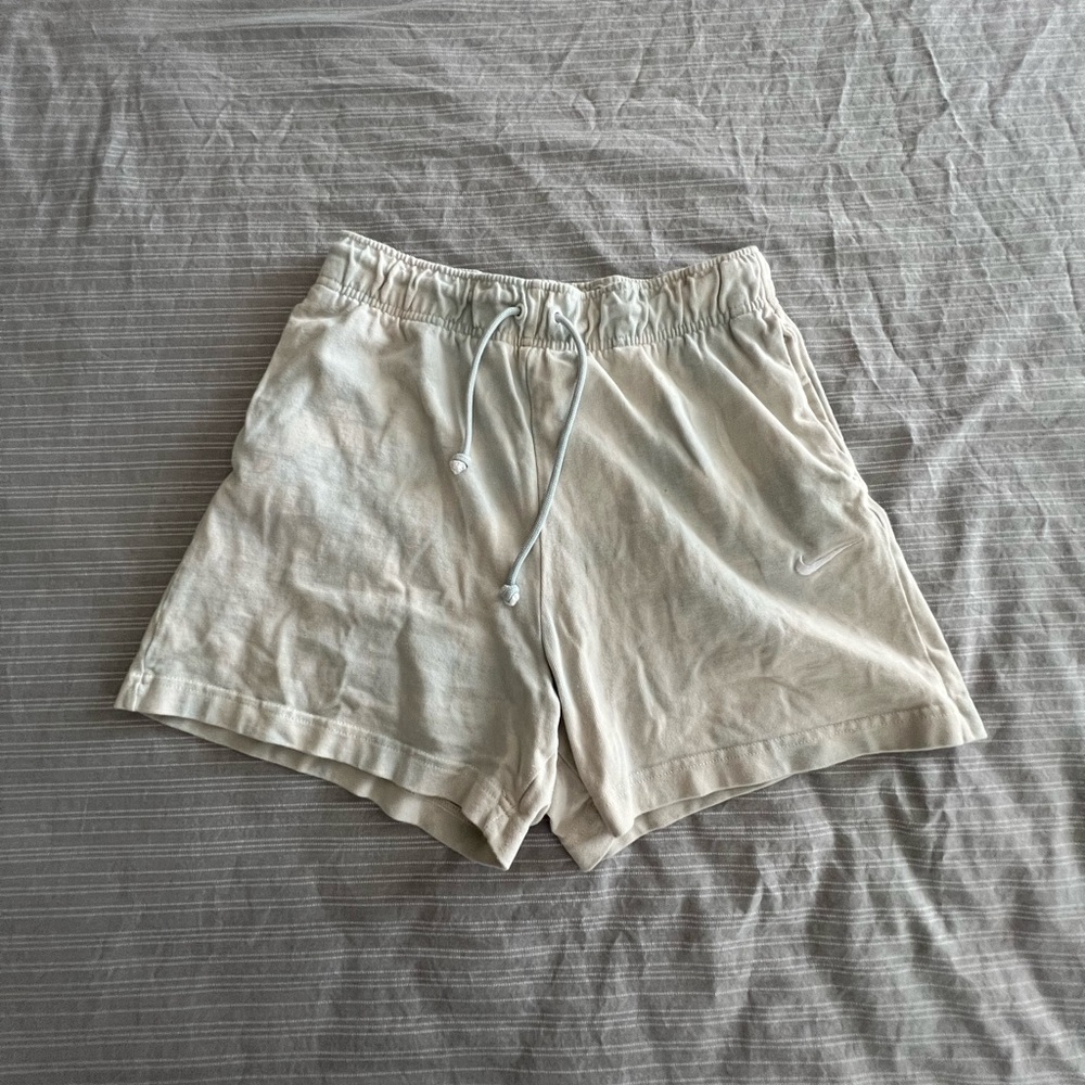 NIKE Drawstring Shorts